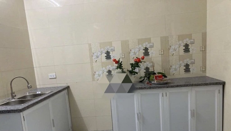cho thuê MBKD SPA,  CÀ PHÊ mặt phố Tương Mai- Hoàng Mai DT 50m -3 tầng - MT 4m- Giá 18tr ctl